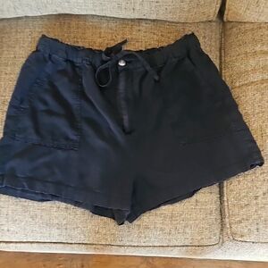 Thread & SUPPLY Women's Black Casual Shorts